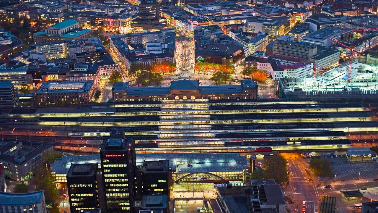 image-hannover-at-night